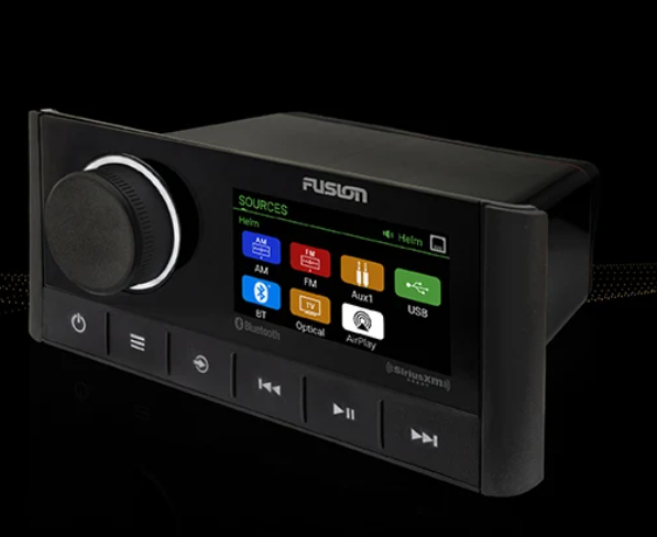 Fusion Apollo™ RA670 Radio mit NMEA2000-Funktion